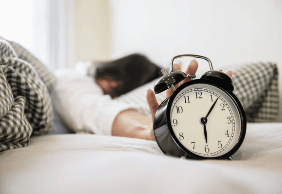 Poucas horas de sono aumenta a gordura localizada | Imagem: shutterstock